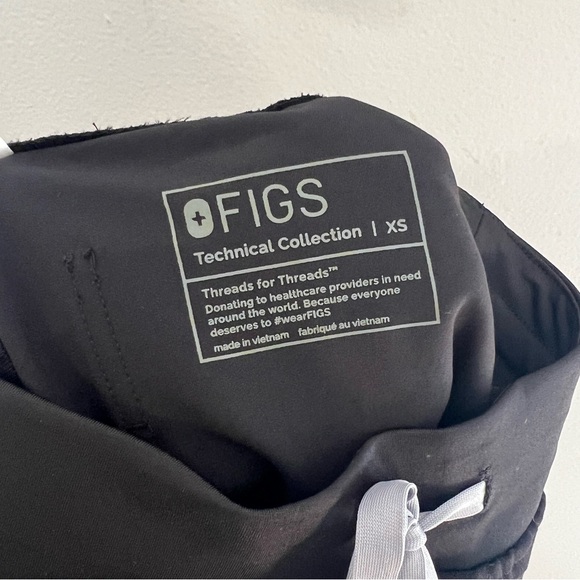 NWT FIGS- High Waisted Zamora Jogger Scrub Pants Black Medical Doctor Nurse - Picture 7 of 8